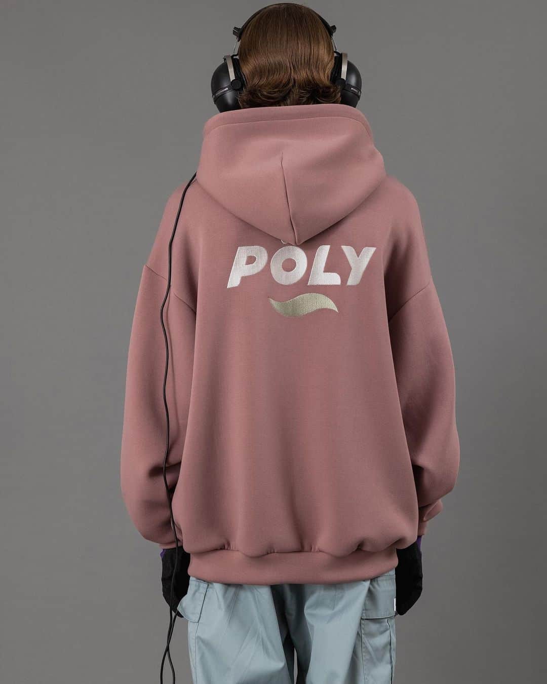 POLYさんのインスタグラム写真 - (POLYInstagram)「■Logo zip hoodie【Pink】 ■POLY×Dickies collaboration pants【Baby blue】」2月24日 12時00分 - _is_poly