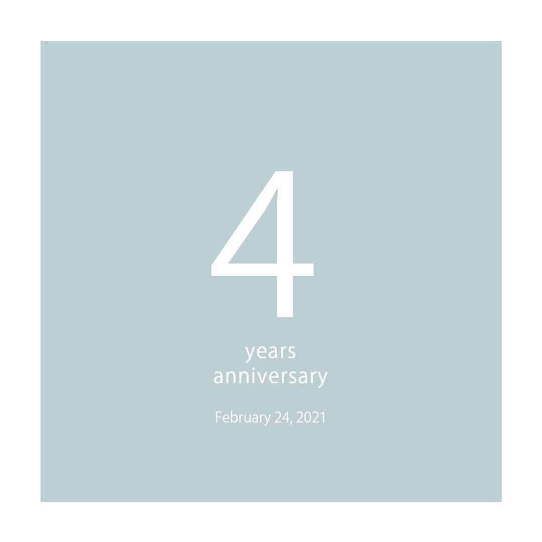 Moii／モイさんのインスタグラム写真 - (Moii／モイInstagram)「ー4 years anniversaryー ____________________________ みなさまに支えられて 本日2/24 Moiiは4歳の誕生日を迎えることができました。 ご愛用いただき心より感謝申し上げます♡  4歳となったこの一年もみなさまの日常に寄り添えるよう情報をお届けしてまいります。 どうぞお楽しみに！  Minimal／Optimum／Identity  #Moii#Moiiバーム#Moiiオイル#Moiiクリーム#Moiiウォーター#Moiiミスト#Moiiコンク#モイ#モイバーム#モイオイル#モイクリーム#モイウォーター#モイミスト#モイコンク #ヘアケア#ヘアスタイリング#ヘアアレンジ#スタイリング剤#ヘアトリートメント  #ナチュラルコスメ#自然由来#天然精油#シンプルな暮らし #ヘアサロン#美容室#美容室専売品 #ルベル#タカラベルモント」2月24日 12時05分 - moii_lebel