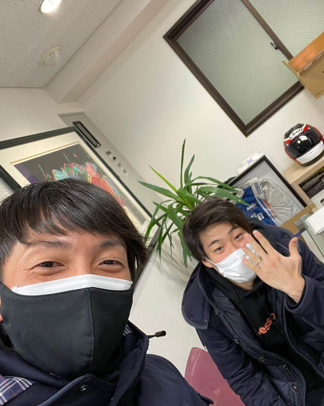 野尻智紀のインスタグラム：「記念に1枚📷  おめでとう〜㊗️」