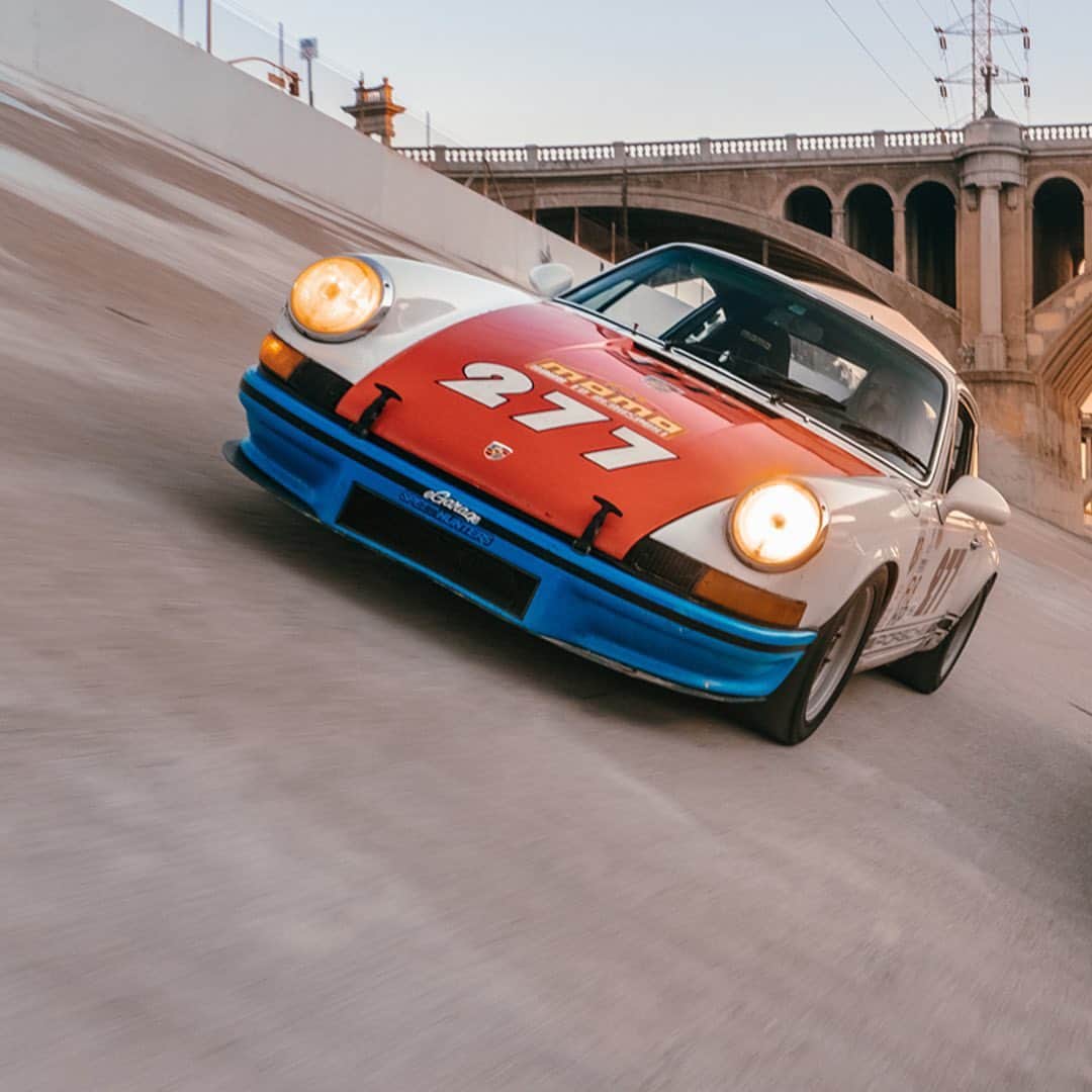 HYPEBEASTさんのインスタグラム写真 - (HYPEBEASTInstagram)「@hypebeastart: Renowned @porsche collector @magnuswalker, who’s known for the 'Urban Outlaw' documentary of his life and for having an eclectic array of 911s has teamed up with @dmalikyar of @santogallery for a new photo series of his collection. The photos consist of Walker’s Porsches captured in downtown Los Angeles through the theme of "motion." All the images are available now in a variety of sizes and are limited-to-100 editions. Click the link in bio for more info.⁠⁠ Photo: Daniel Malikyar」2月24日 12時51分 - hypebeast