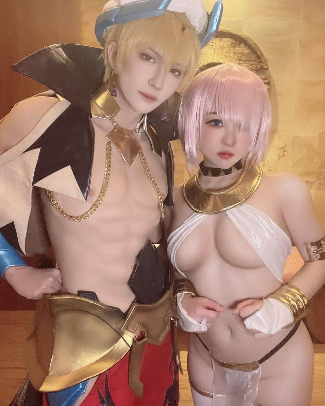 千尋のインスタグラム：「瑪修💕💕 @tsun_takeru  被我拖下海了（誤 服裝原畫 (Twitter:ydh2101)  #FGO #Cosplay #mash #Gilgamesh #絶対魔獣戦線バビロニア」