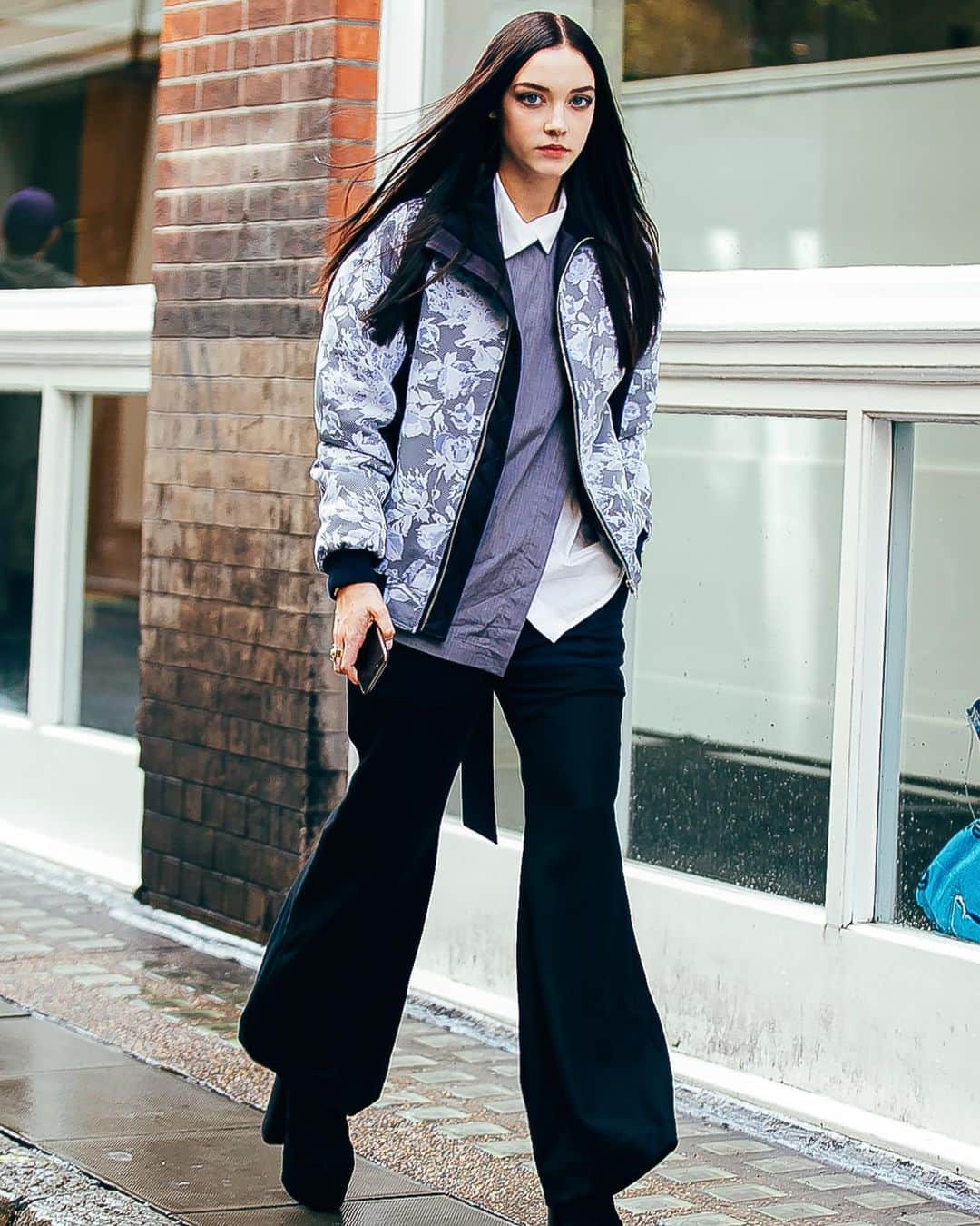 가로수길 , Seoulのインスタグラム：「2015 London FashionWeek 📸 @jaylim1」