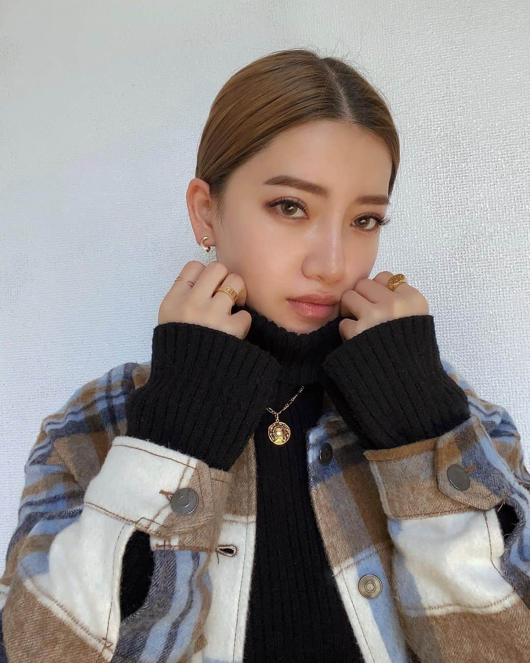 Kanna♡Ivyさんのインスタグラム写真 - (Kanna♡IvyInstagram)「最近お気に入りの服とアクセサリー達✨ @zara @unchained.jp  #style #love #currentlywearing #lookbook #wiwt #whatiwore #whatiworetoday #ootdshare #outfit #clothes #wiw #mylook #fashionista #todayimwearing #instastyle #instafashion #outfitpost #fashionpost #todaysoutfit #fashiondiaries #kannacode #zara #ファッション #コーデ #コーティネート」2月24日 13時48分 - kkkkkkanna