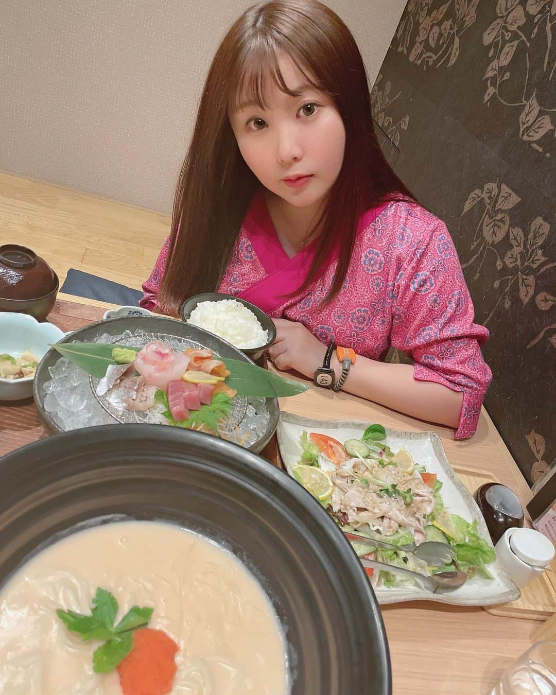 星野めいさんのインスタグラム写真 - (星野めいInstagram)「ゆっくりしてからご飯🍚  おうどんのメニューが豊富で、しかも低糖質に変更できる！ 私はお刺身定食にしたよ🐟 めちゃくちゃ美味しい🤤🤤🤤  スパに入ってるお店だと思えないくらい本格的🍴  和食からエスニック料理まであっていつ行っても飽きなさそう🥗  #テルマー湯 #温泉 #onsen #スパ #spa ﻿ #岩盤浴 #露天風呂 #サウナ #東京 #sauna﻿ #温活 #サ活 #サウナー #サウナ女子﻿ #thermaeyu #サ道 #サ飯 #美肌 #美容﻿ #炭酸浴 #泥パック #塩サウナ #化粧水風呂 ﻿ #発汗 #デトックス #リラックス #ご褒美﻿ #サウナイキタイ #ダイエット #リフレッシュ﻿ ﻿」2月24日 13時55分 - pometaaan