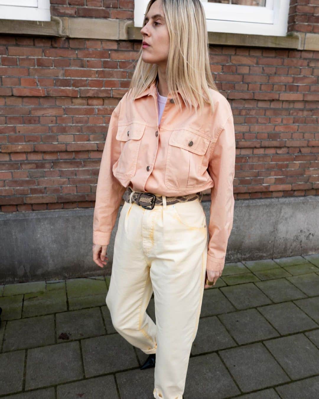 Linda Tolのインスタグラム：「Different kind of streetstyle this season. Ready for @albertaferretti  #albertaferretti #promotion #mfw」