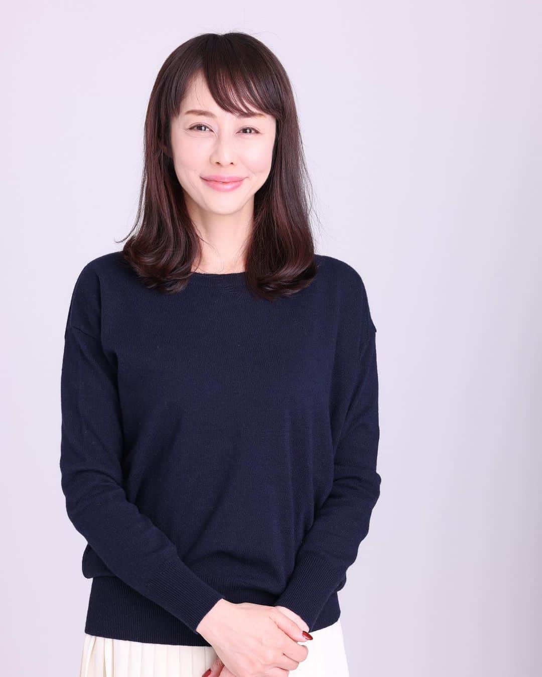 藤井美加子のインスタグラム：「☆ ご報告とお礼♡  veggyモデルオーディション♪お陰さまで８位で無事予選通過しました☀️たくさんの応援ありがとうございます。  準決勝は3/3 12:30〜です。  ぜひそれまでフリーコイン貯金しておいてくれたら嬉しいです☺️🙏（無料広告見るとコイン貯まります）  引き続きお力お借りします😽最後まで諦めず頑張ります！！  ※mystaアプリ取得しての応援よろしくお願いいたします。プロフィール欄から飛べます🕊  #veggy専属モデルオーディション#veggy#mysta #美肌食マイスター#アンチエイジングアドバイザー#美肌エキスパート#三木美加子#51歳の挑戦　 #撮影 @yamagishi.shin」