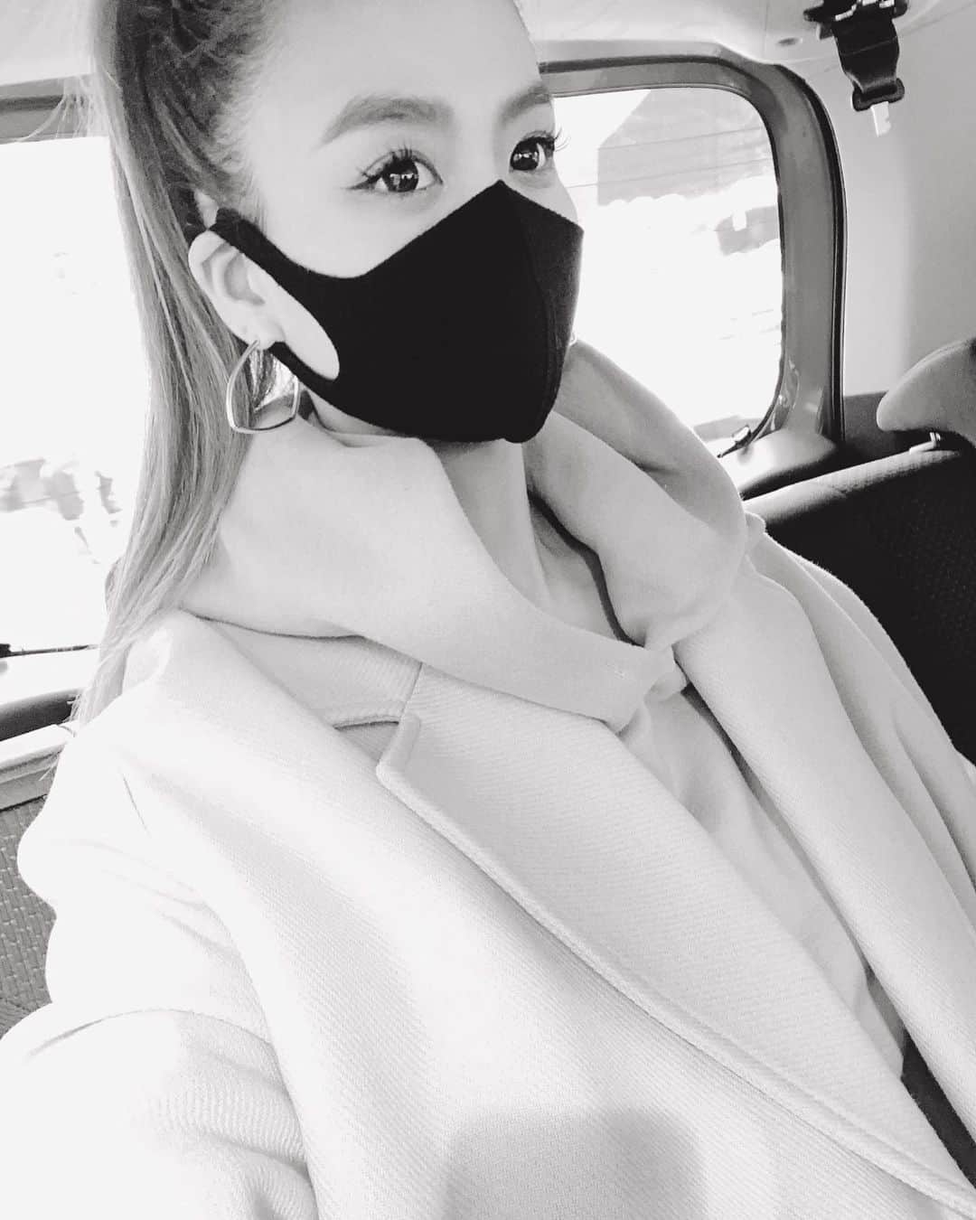 野田萌のインスタグラム：「🚕」