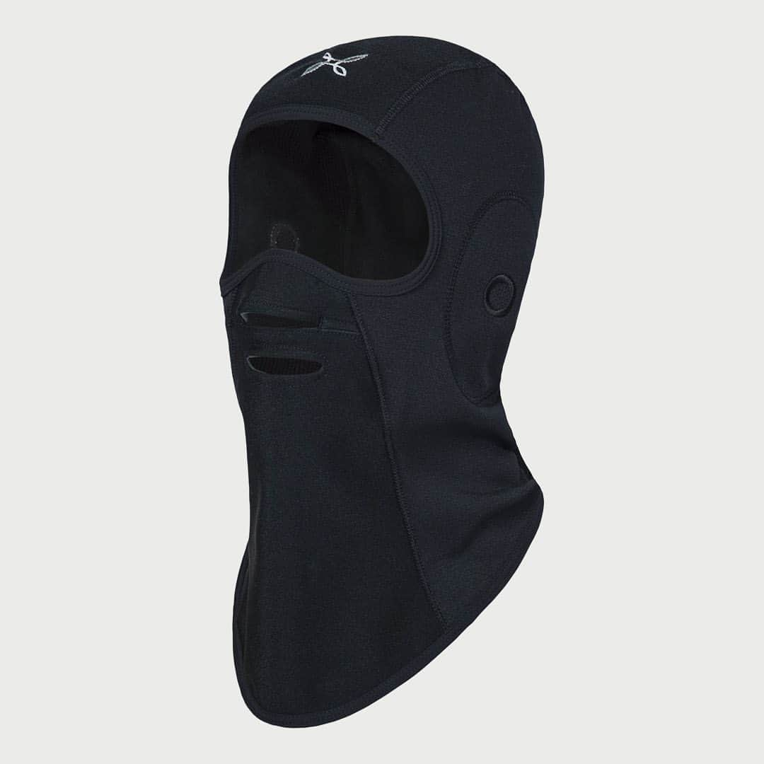 Montura-Japan searching a new wayのインスタグラム：「【montura Fall&Winter】  BALACLAVA LIGHT CAP  冬山の必需品、バラクラバ  鼻まで立体裁断されたフィット感抜群のバラクラバキャップ。サーモライトとサーマルストレッチをミックスで作られています。耳部分がメッシュになっており、着用時に音も聞こえやすいです。 【男女兼用サイズ】  #montura #モンチュラ #mountains  #outdoor  #hike #trekking」