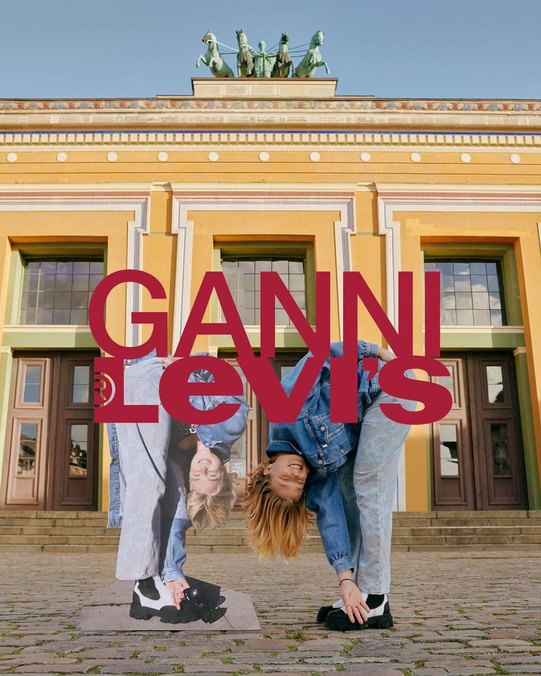 ガンニのインスタグラム：「Authentic, original, responsible 💙👖❤️   Our #LevisxGANNI collaboration crafted from cottonized hemp is here! Discover the collection at the link in bio.   📸 by @marksrosie    #GANNI #GANNIGirls #cottonizedhemp #hemp」