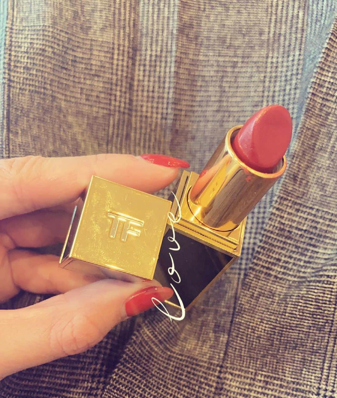 太田モニカのインスタグラム：「My Favorite Lipstick..💄 @tomfordbeauty  . . #monika #monikalifestyle」