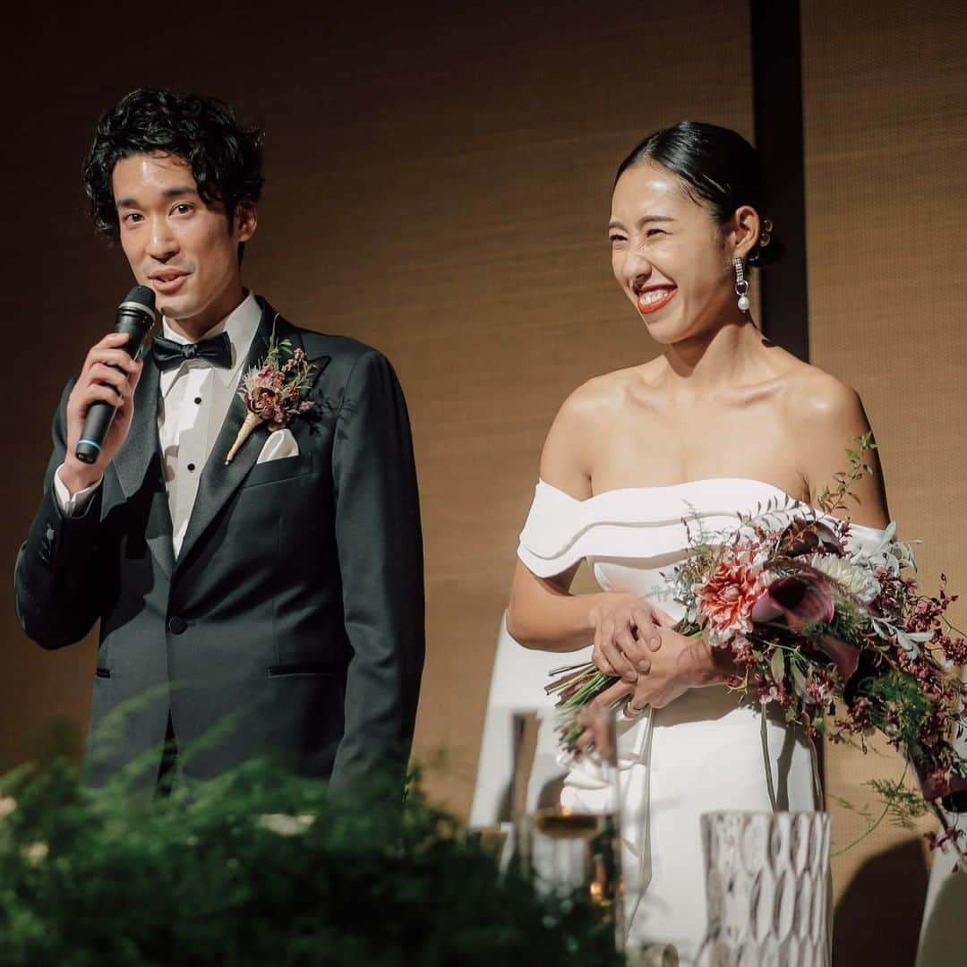 ラヴィ•ファクトリーさんのインスタグラム写真 - (ラヴィ•ファクトリーInstagram)「. 【写真で叶える結婚式】 . 大好きな家族、ゲストの愛を感じていただける日。 人生の中でも大切な節目だからこそ、 一瞬一瞬を大切に...。 一生忘れられないひと時をカタチに残しませんか？ —————— Photographer:@eitasphoto  AREA:JAPAN —————— @laviefactoryをフォローして #laviefactory #ラヴィファクトリー のハッシュタグをつけて お写真を投稿してみてくださいね✳︎ . こちらの公式IG（@laviefactory） で取り上げさせていただきます✨ #wedding#weddingphotography #ラヴィファクトリー #laviefactory #photo #生きる写真 #ハートのある写真 #instawedding #結婚写真 #ウェディング #ウェディングフォト #撮影指示書 #ロケーションフォト #前撮り #プレ花嫁 #結婚準備 #写真好きな人と繋がりたい #フォトウェディング #卒花 #前撮り #後撮り #ウェディングニュース #プラコレ #挙式レポ #結婚式当日レポ #ウェディングドレス #チャペルウェディング #おしゃれ花嫁」2月24日 17時05分 - laviefactory