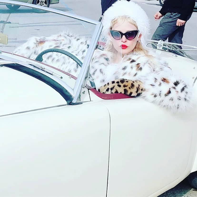 ペティート・メラーのインスタグラム