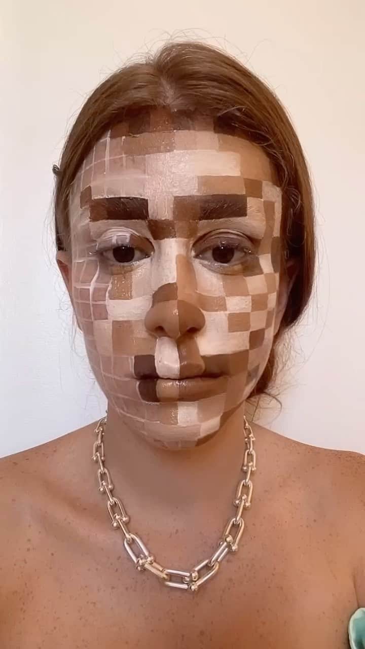 マリ・マリアのインスタグラム：「Contorno pixelada 💓」