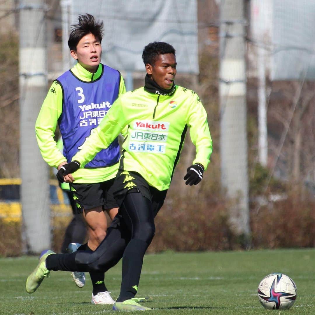 ジェフユナイテッド市原・千葉のインスタグラム：「本日のユナパをお届け👀☝️  #jefunited #ジェフ千葉 #ユナイテッドパーク #ユナパレポ #jleague」