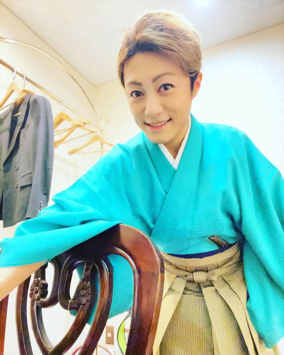 ヒカル（はやぶさ）のインスタグラム：「#袴 #着物 #久しぶり #日舞 #自撮り」
