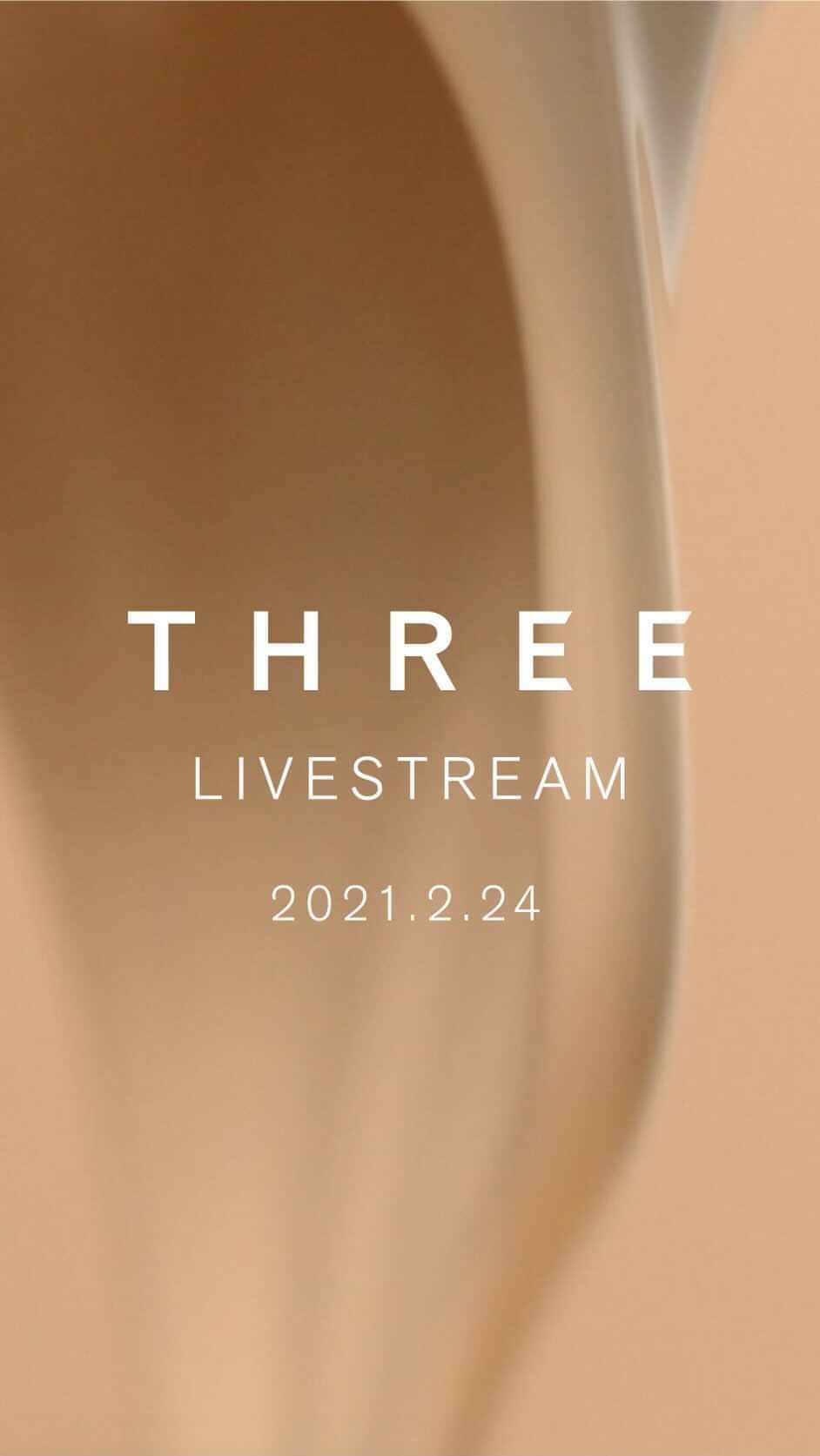 THREEのインスタグラム：「・ ＜本日発売＞ 美しさは、自然体の中に。 引き締まった肌感が叶えるラディアントスキン。  ―THREE NEW BASE MAKEUP― THREE アドバンスドエシリアルスムースオペレーター プライマー(全1種) THREE アドバンスドエシリアルスムースオペレーター フルイドファンデーション(全8色) THREE アドバンスドエシリアルスムースオペレーター ルースパウダー(全2種)  2021年2月24日（水）本日発売！  ＜店頭クリエイターから、みなさまへ＞ THREE店舗では、新ベースメイクシリーズのサンプルもプレゼントしております。  安心して店舗をご利用いただけるよう、消毒の徹底や使い捨てのツールの使用などの感染拡大対策を行っております。 みなさまの表情が、新ベースメイクシリーズで“ラディアント＝輝く”ことを楽しんでいただけるよう、ぜひ直接お手元でお試しください。 そして、このような状況ですが、お家にいる日々の中で気づいたお肌のお悩み、マスクをしていても楽しめるおすすめメイク方法など、商品についてなど、ご質問はお気軽にお尋ねくださいませ。 少しでも明るく、心地の良いお時間を一緒にお過ごしいただけるよう、皆様のご来店を楽しみにお待ちしております。  #THREE #NEWBASEMAKEUP #threecosmetics #ラディアントスキン」