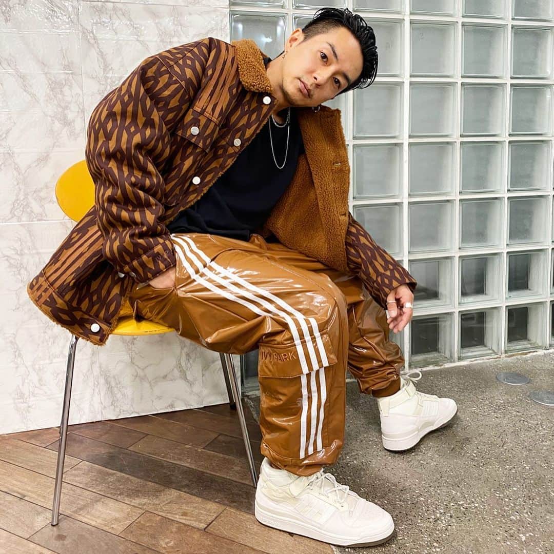 奈良裕也さんのインスタグラム写真 奈良裕也instagram 極寒地帯に息づくストリート Ivypark の最新コレクション Icypark が登場 今日は全身 Weareivypark Atmos Pink Official にて Adidas Beyonce がプロデュースするivy Parkとのコラボレーション
