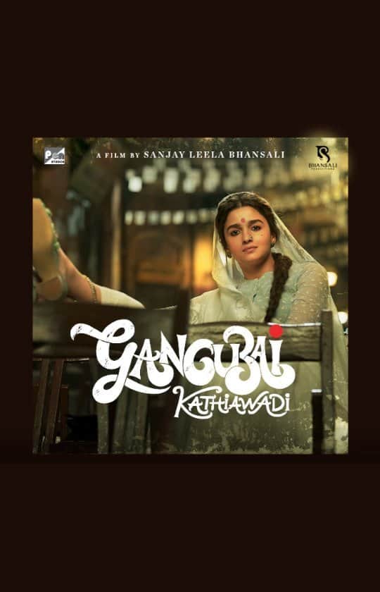 アリア・バットのインスタグラム：「Happy Birthday Sir.. I can think of no better way to celebrate you and your birthday Presenting a part of my heart & soul. Meet .. Gangu!❤️  #GangubaiKathiawadi #SanjayLeelaBhansali @Bhansaliproductions @jayantilalgadaofficial @penmovies @prerna_singh6」