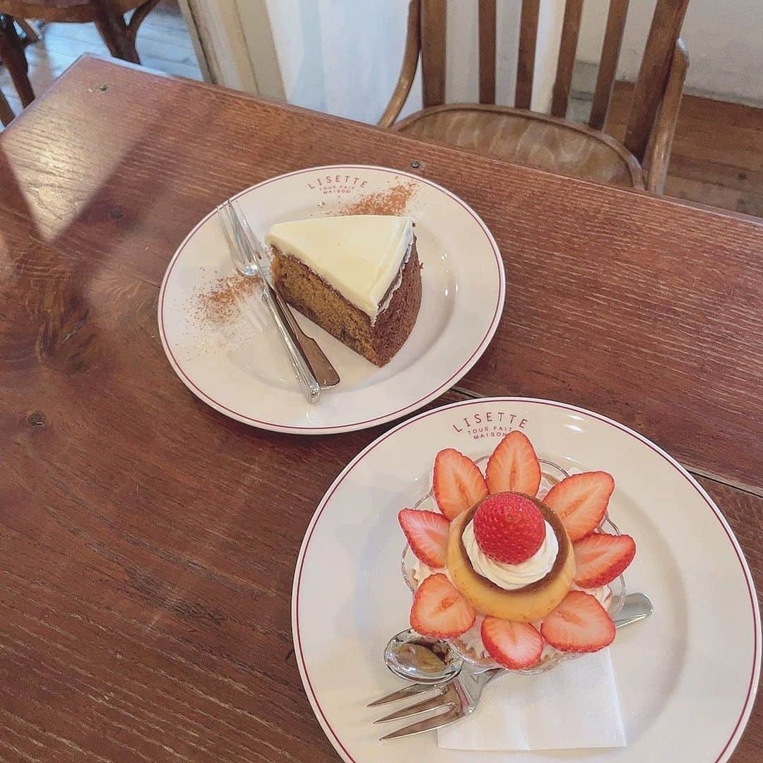 のインスタグラム：「お店もかわいいしとにかく味がひゃくてんでした🍓🥕」