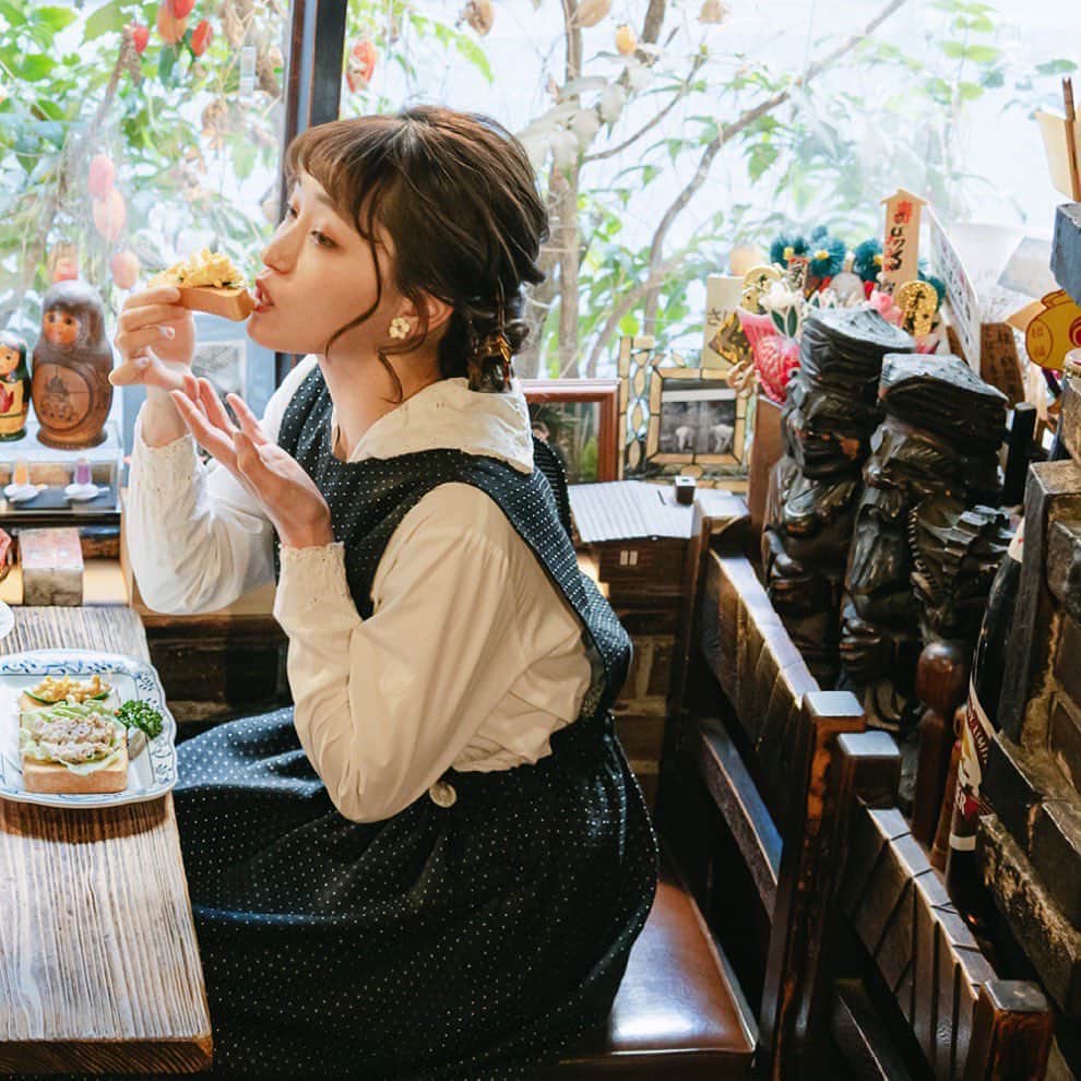 LEBECCA boutique Vintageのインスタグラム：「.﻿ LEBECCA boutique﻿ Original New Arrival☕️ ﻿ ﻿ 【L and さぼうる】 @sabor_jimbocho  老舗喫茶とワンピース﻿ ¥12,100 (tax in)﻿ ﻿ ﻿ 🎪ラフォーレ原宿店﻿ 2/27 11:00〜﻿ 📲WEB STORE﻿ 2/27 21:00〜﻿  ※商品ページのURLは後日配信いたします。 ﻿ ﻿ #老舗喫茶とワンピース﻿ #LEBECCAboutique  #エルアンド #さぼうる」