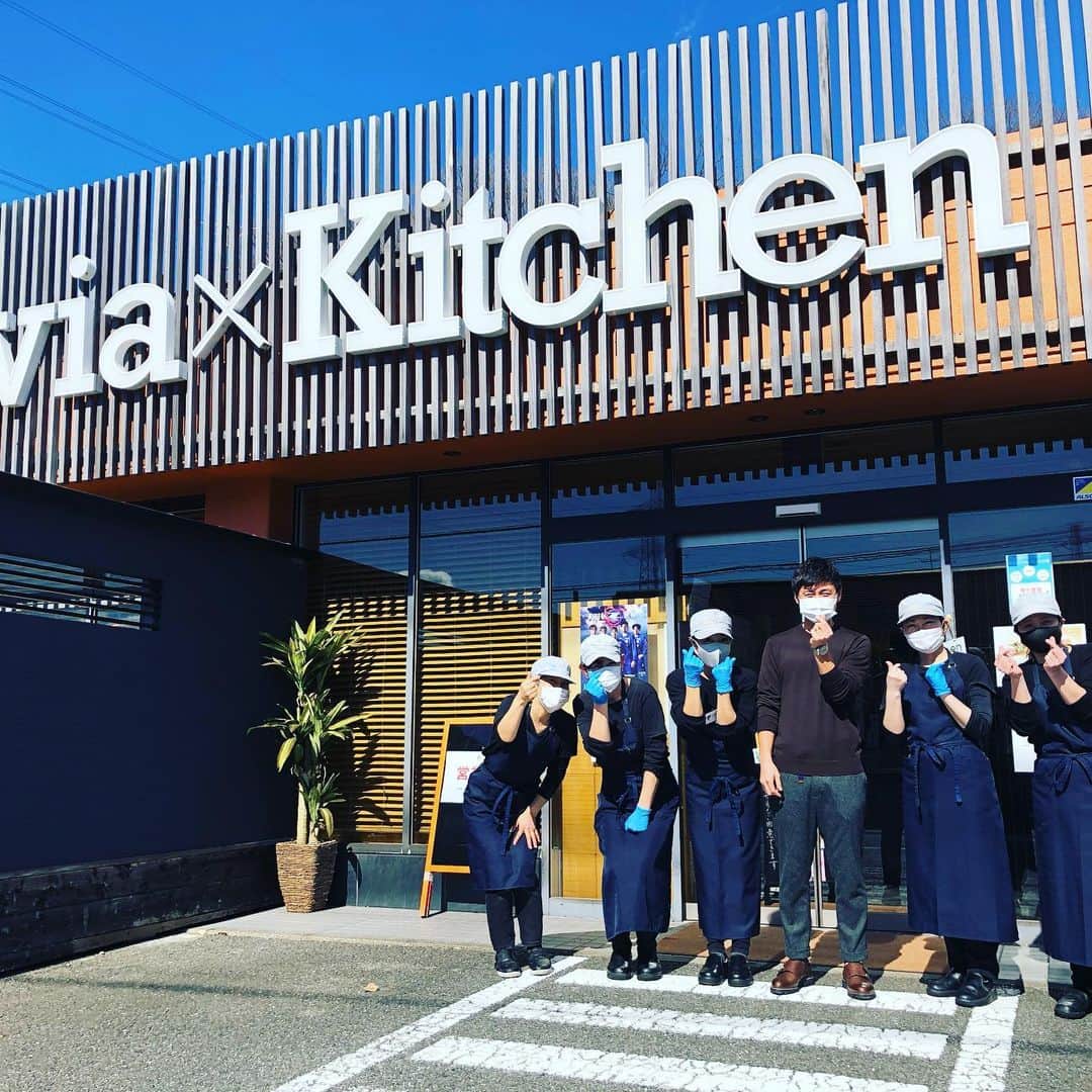のインスタグラム：「ゼルビアキッチンの店長をはじめスタッフの方々、練習後や試合前、試合後など常にサポートしていただきありがとうございました。 皆さんのこと忘れません。  感謝。  #町田ゼルビア #fc町田ゼルビア  #ゼルビアキッチン #感謝」