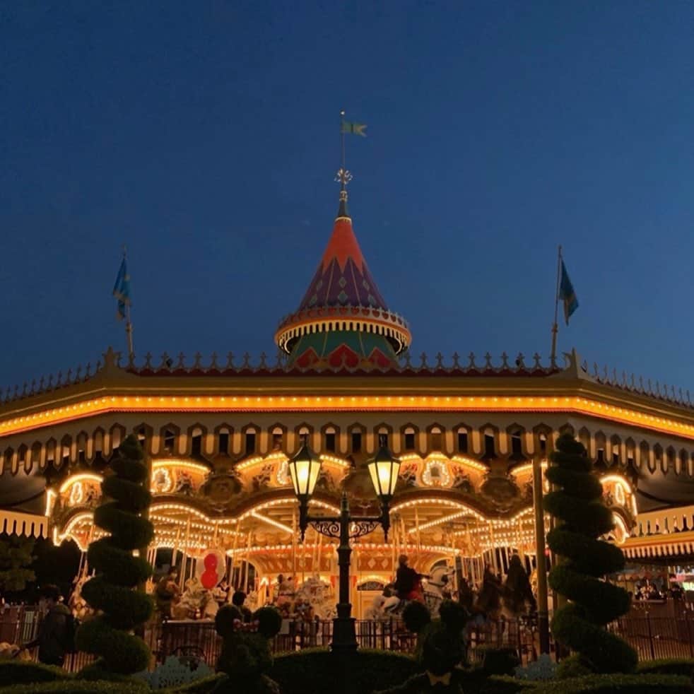 後藤夕貴のインスタグラム：「🎠💫 ㅤ ディズニーのバラードソングメドレーを聴いて癒されてます しばらくハマりそう〜 ㅤ ㅤ おすすめです💭☕️ ＿＿＿＿＿＿＿＿＿＿＿ #ディズニー#バラード#youtube #今日も1日お疲れ様でした ♡」