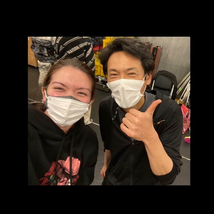ダンドイ舞莉花のインスタグラム：「本日はケビン役の #戸井勝海 さんのお誕生日💕  HAPPY BIRTHDAY!!! 🎉  私たち #東宝芸能 チーム😎  戸井さんとは2017年の  #一路真輝 さんコンサートぶりの共演になります！  そして2/16に22歳になった #加藤さや香 😍  踊ってる姿が抜群に美しくて、見惚れちゃいます。  2/4は最高にかっこいいダンサーとーこ、それから2/1は皆大好きそうちゃんのお誕生日でした🎂  So many February Birthdays!!!   みんなおめでとう㊗️  #intheheights #インザハイツ #musical #theatre #musicaltheatre #ミュージカル #Tokyo #japan #actress #singer #tokolefty #平間壮一 #happybirthday #お誕生日おめでとう」