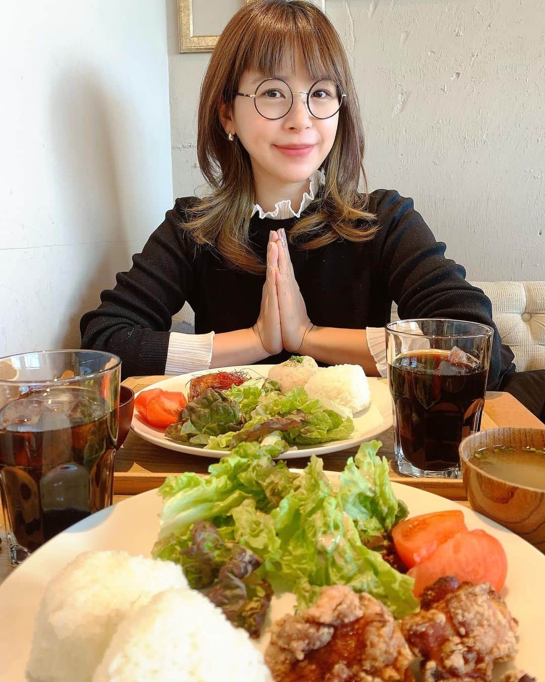 石井あみのグルメインスタ