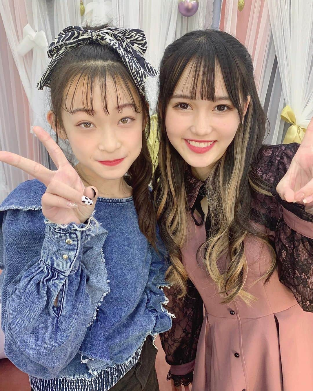 乃江咲綾さんのインスタグラム写真 - (乃江咲綾Instagram)「同じ事務所の ももりん　@momona_kohama  あちゃん　@achan___15  ななみん　@miu_nanami_   いつも画面越しに見ていたのに、まさか一緒にお仕事できる日が来るなんて感動でした😭  ほんと美人すぎて泣きそうでした💓💓💓  ありがとうございました🥰 またお会いできるようにがんばります🥺💕  #メンヘラ牧場#小浜桃奈 #西綾乃#乃江咲綾#プラチナムプロダクショ#platinumproduction#今日好き#いつも見てます#月曜日が待ち遠しい#あちゃんの恋実りますように」2月24日 20時36分 - saaya_saaya0906