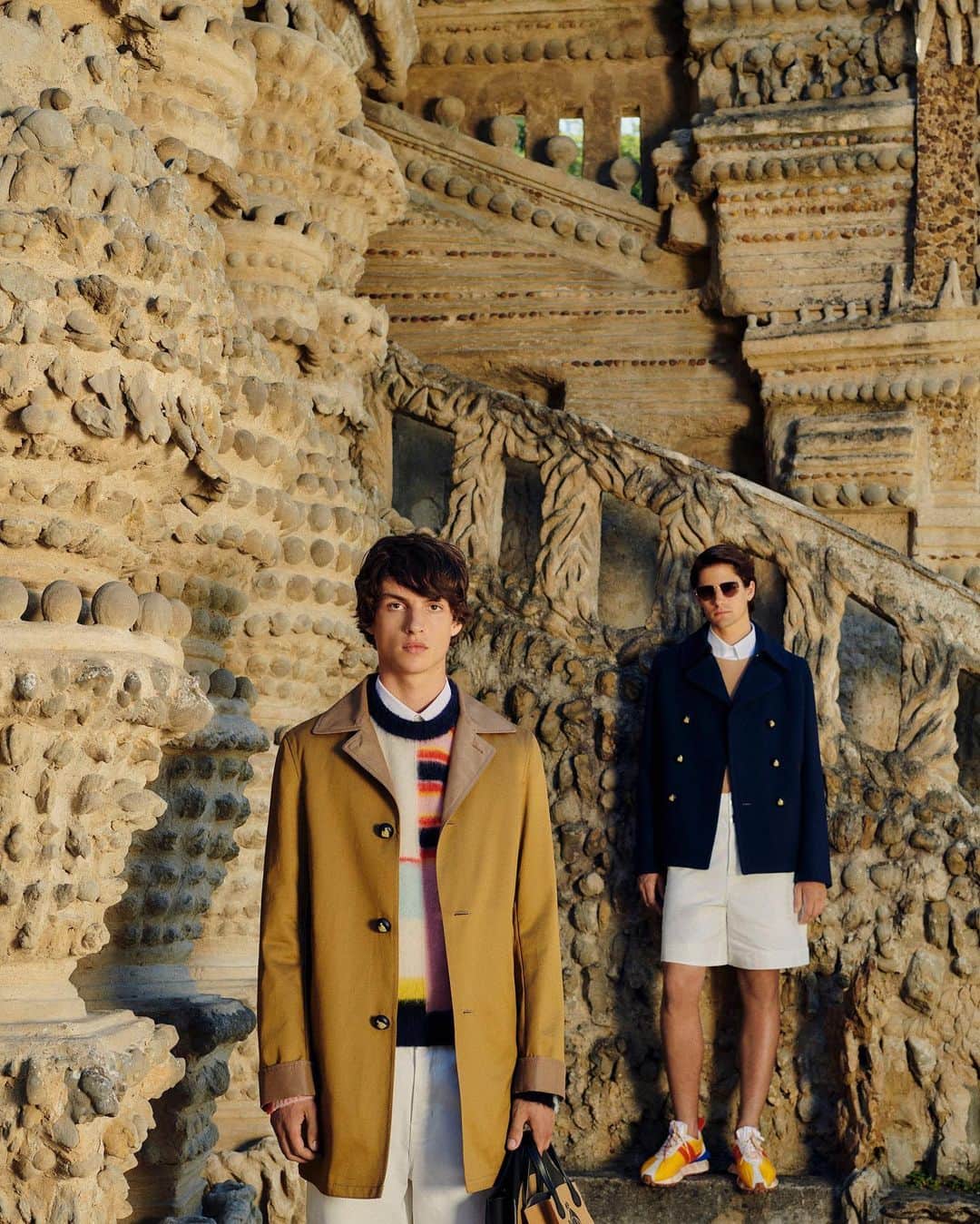ランバンのインスタグラム：「Too cool for school. #LanvinSS21」