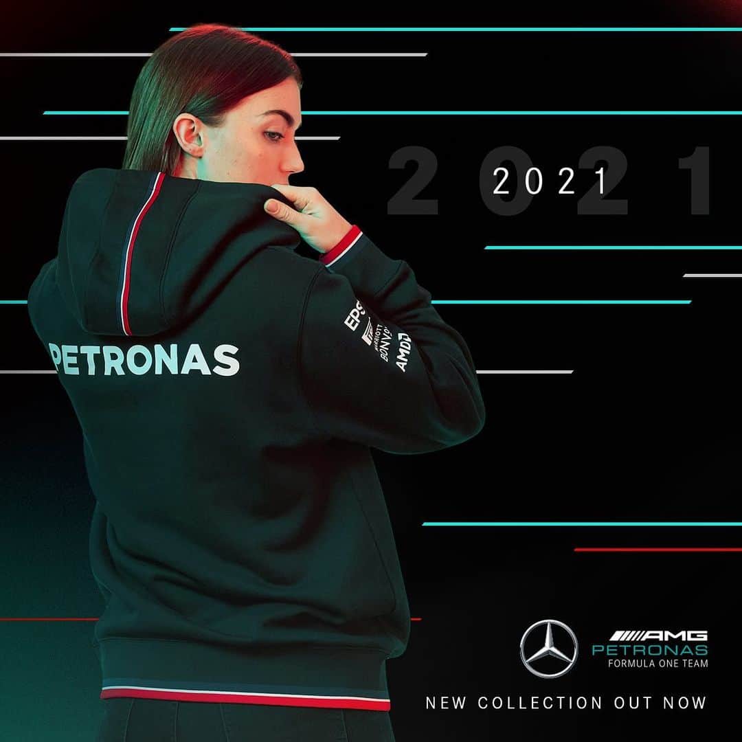 MERCEDES AMG PETRONASさんのインスタグラム写真 - (MERCEDES AMG PETRONASInstagram)「It’s dropped. 🔥 Our 2021 merch collection has arrived!  What’s going straight in your basket? 💭」2月24日 21時05分 - mercedesamgf1
