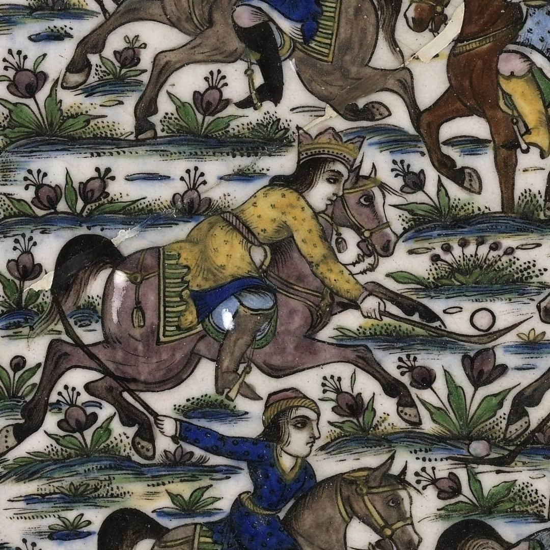 大英博物館さんのインスタグラム写真 - (大英博物館Instagram)「Painted in astonishing detail, this tile depicts a polo match from the Shahnameh – or the Book of Kings, an epic Persian poem written between around AD 977–1010.   The tile is around 30cm tall and the inscriptions around the edges describe the scene – swipe to see the detail 👉  Listen to Narguess Farzad explain the lasting power of Persian poetry, focusing on this stunning object, link in bio 🎧  If you’re missing wandering the galleries, you can explore the Albukhary Foundation Gallery of the Islamic world online with audio, videos and object profiles at islamicworld.britishmuseum.org  🔎 A square stone tile decorated in polychrome colours. Made by Muhammad Ibrahim, in Tehran in northern Iran, around 1850.   #ceramics #BritishMuseum #MuseumFromHome」2月24日 21時00分 - britishmuseum