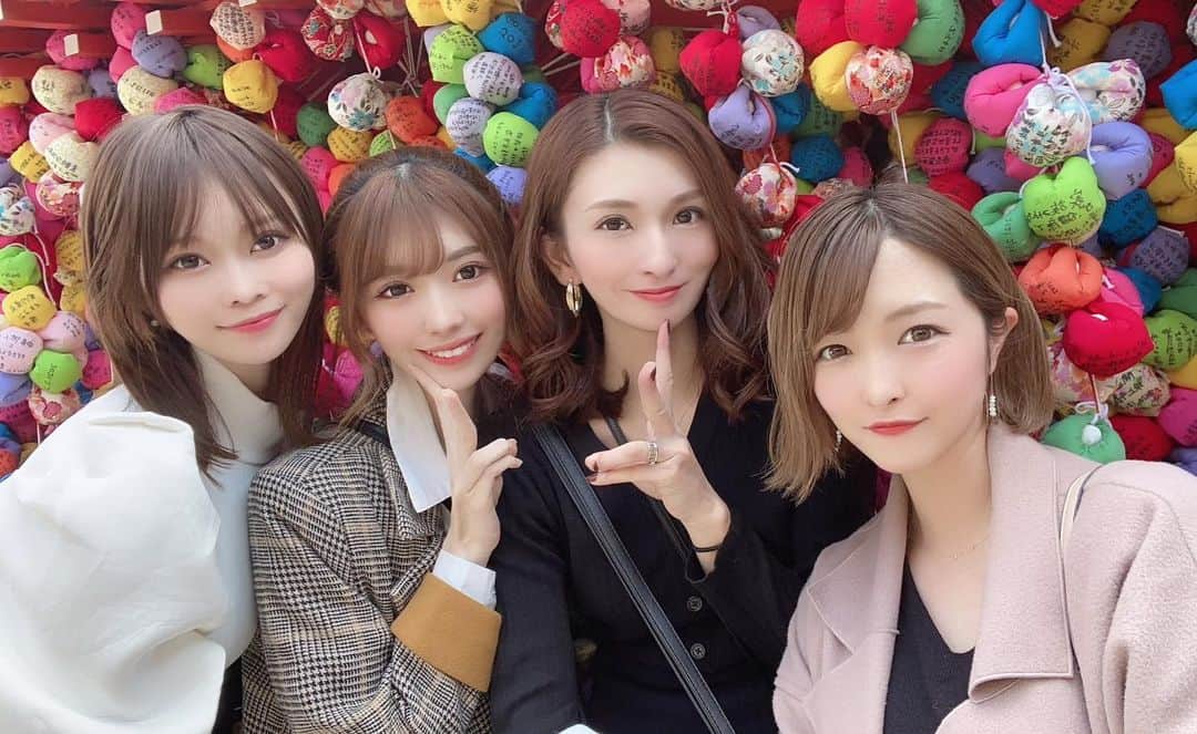 SHINTANITOUKOのインスタグラム：「京都の旅が楽しすぎて 現実逃避してます🙄 ほんと京都住みたくなった！！  #京都観光 #京都 #映え #映え写真 #映えスポット #そうだ京都行こう #kyoto #好きぴ #友達 #女子旅 #女子旅行 #最高 #楽しすぎた #また行きたい #仲良し #レースクイーン」