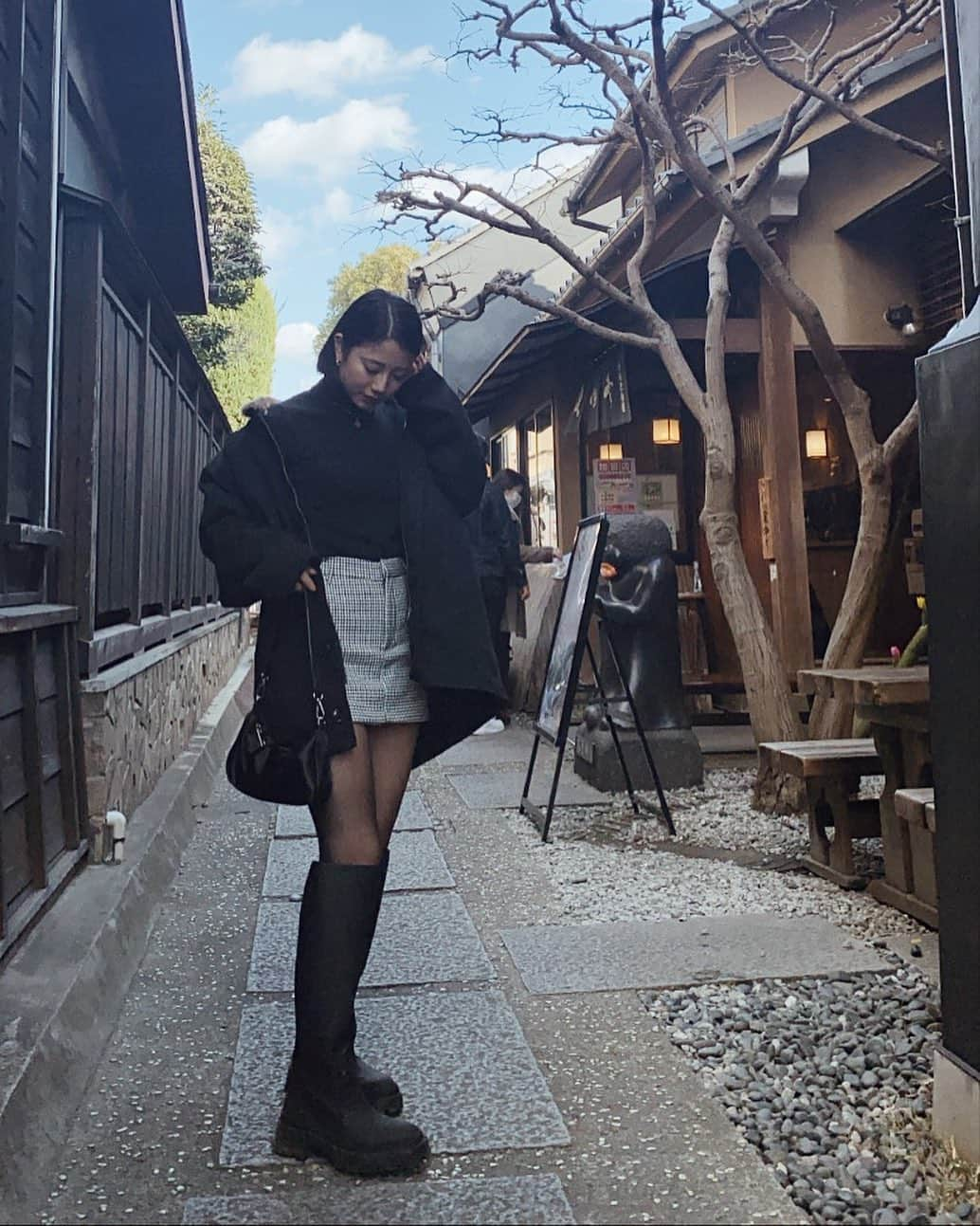 山本祐里奈さんのインスタグラム写真 - (山本祐里奈Instagram)「Black🖤🖤」2月24日 21時08分 - yu_81ri