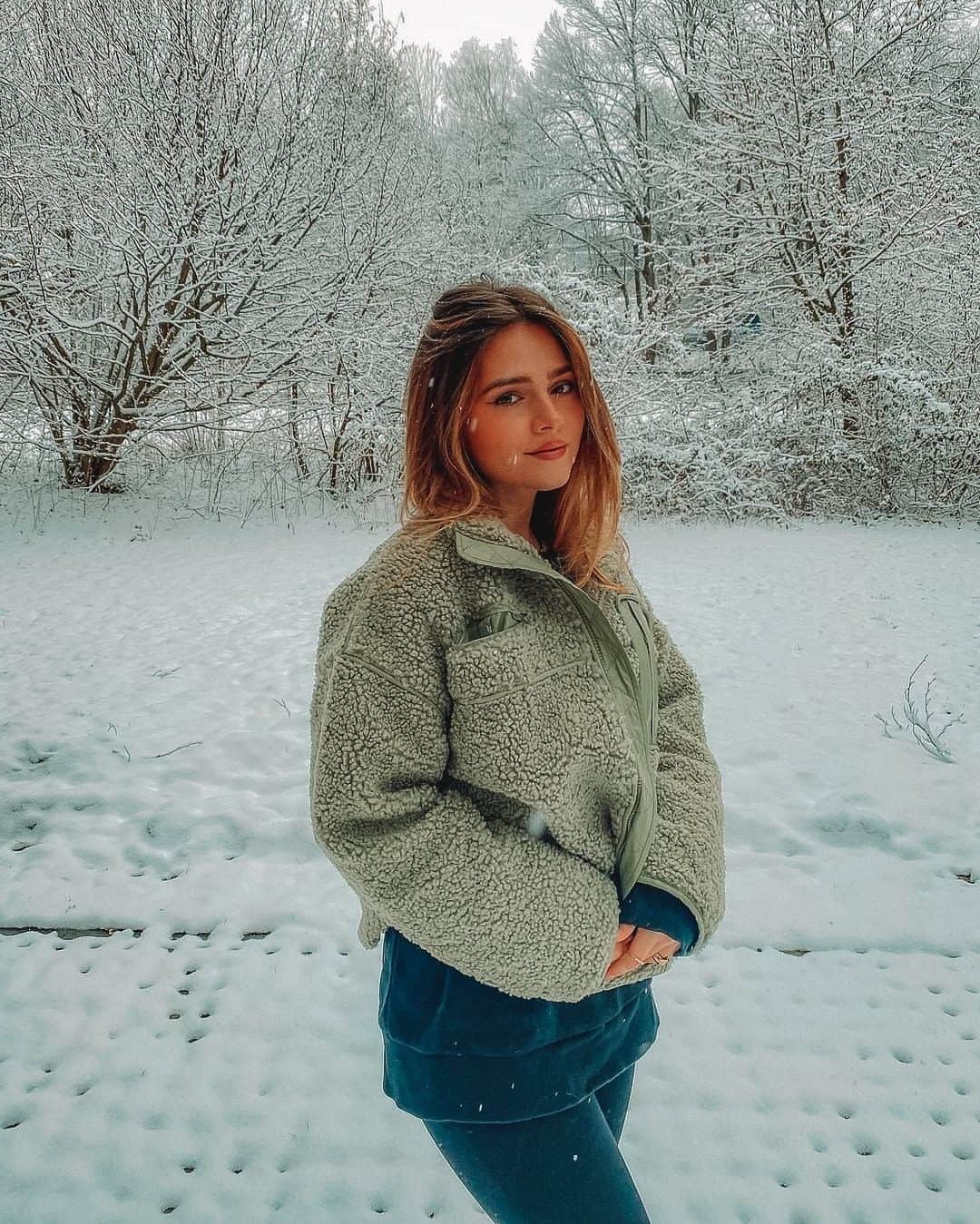 Angel™さんのインスタグラム写真 - (Angel™Instagram)「Which look would you add to your shopping list? credit @jessyhartel ✨ Edited with AmericanStyle.co Pastel-3 preset 😍 Shop our AmericanStyle.co presets now via link AmericanStyle.co 😍」2月24日 21時14分 - americanstyle