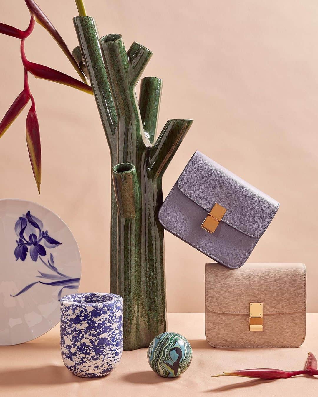 Harrodsのインスタグラム：「Behind all of us, there’s a great woman. Mothers, aunts, chosen mums, grandmas – celebrate the matriarch in your life this Mother's Day with a little help from Harrods.   @Celine and @NeillStrain are available through Personal Shopping.   Shop the Mother’s Day edit at our link in bio »  #Harrods #HarrodsFashion  Our stores are closed but you can still discover the #WorldOfHarrods through Personal Shopping and online at harrods.com.」