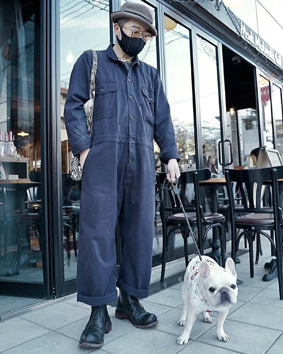 Ham-chanさんのインスタグラム写真 - (Ham-chanInstagram)「#フレブル #フレンチブルドッグ #はむちゃん #はむはむ #frenchbulldog #paulharnden #frenchie #hamham #hamchan  お散歩中 @tokyo_dog_snap さんに撮影していただきました。はむちゃんが2歳の時にも撮っていただいて6年ぶり。ありがとうございました!😊🐶✨」2月24日 21時40分 - hide_ham_tank
