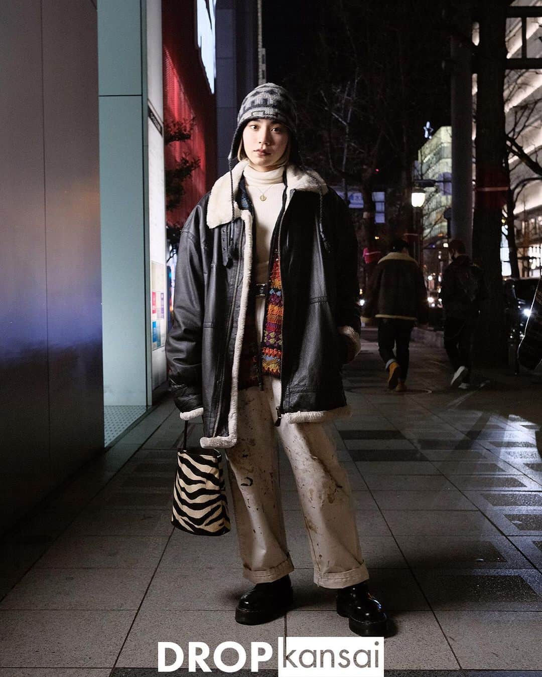 Droptokyoさんのインスタグラム写真 - (DroptokyoInstagram)「KANSAI STREET STYLES @drop_kansai  #streetstyle#droptokyo#kansai#osaka#japan#streetscene#streetfashion#streetwear#streetculture#fashion#関西#大阪#ストリートファッション#fashion#コーディネート#tokyofashion#japanfashion Photography: @kyoheihattori」2月24日 21時32分 - drop_tokyo