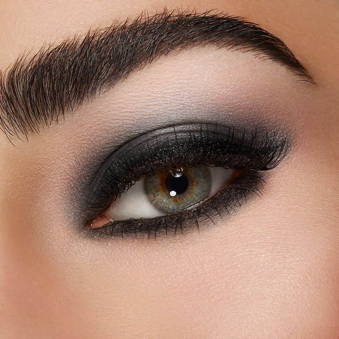 KIKO MILANOさんのインスタグラム写真 - (KIKO MILANOInstagram)「Intensify your gaze today with a deep black eyeliner 😍 Use our Everlasting Kajal and Definition Eyeliner together to create an elegant #eyelook! High Pigment Eyeshadow 54-52-37 - Everlasting Kajal - Definition Eyeliner - Natural False False Eyelashes - Eyebrow Multitasker 3-In-1 06」2月24日 21時45分 - kikomilano