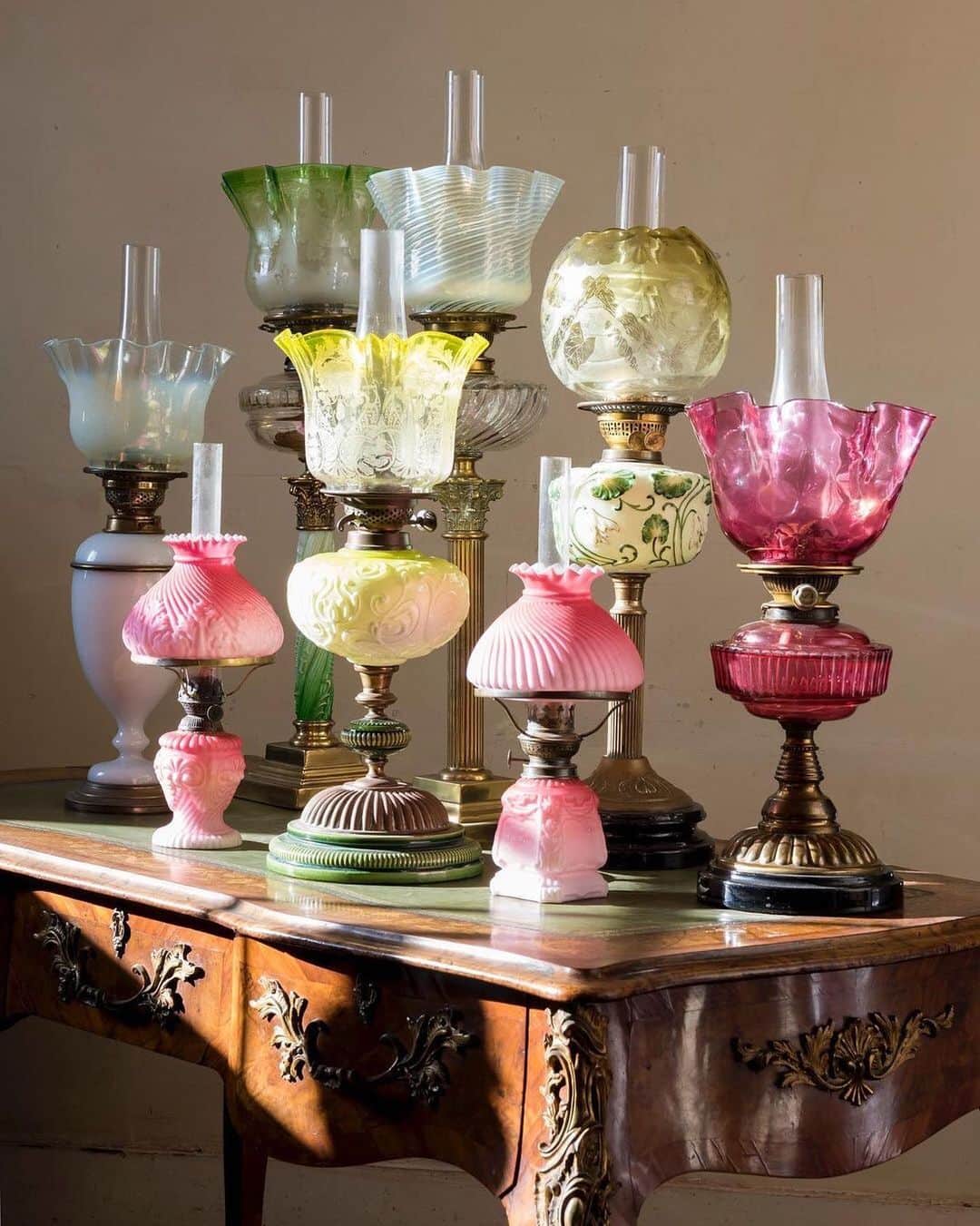 クリスティーズのインスタグラム：「Last chance to bid! ✨ The online sale, 'Patrick Moorhead - Hidden Treasures' will close 25 February.⠀ .⠀ The sale presents a selection of furniture and works of art from the legendary Brighton based antique dealer.⠀ .⠀ 'I hope that the auction portrays some of the excitement I feel every day for making discoveries and unearthing hidden treasures and that Christie's clients will share this enthusiasm for the lots on offer.' - Patrick Moorhead.⠀⠀ .⠀ A group of eight victorian clear and frosted glass oil lamps, Late 19th Century. Estimate: £2,000-£3,000.⠀ .⠀ Patrick Moorhead: Hidden Treasures — 4 – 25 February, Online.⠀ .⠀ @christiesinteriors #interiors #antiques #patrickmoorhead #treasures #hiddentreastures #oillamps #glass #victorian @patrickmoorheadantiques」