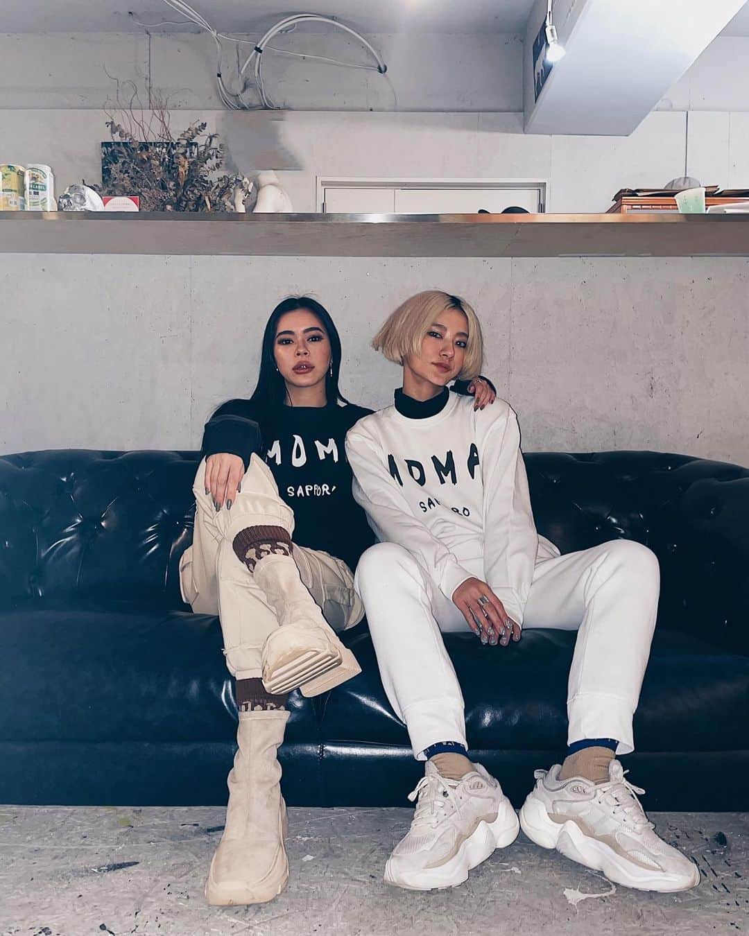 藤川ありすのインスタグラム：「__ 札幌市POPUPで発売したTOKYOバージョンがいよいよ明日発売するよおお🤟🏽 去年GETできなかった方はぜひ！！！笑  @blitt_official  #blittt」
