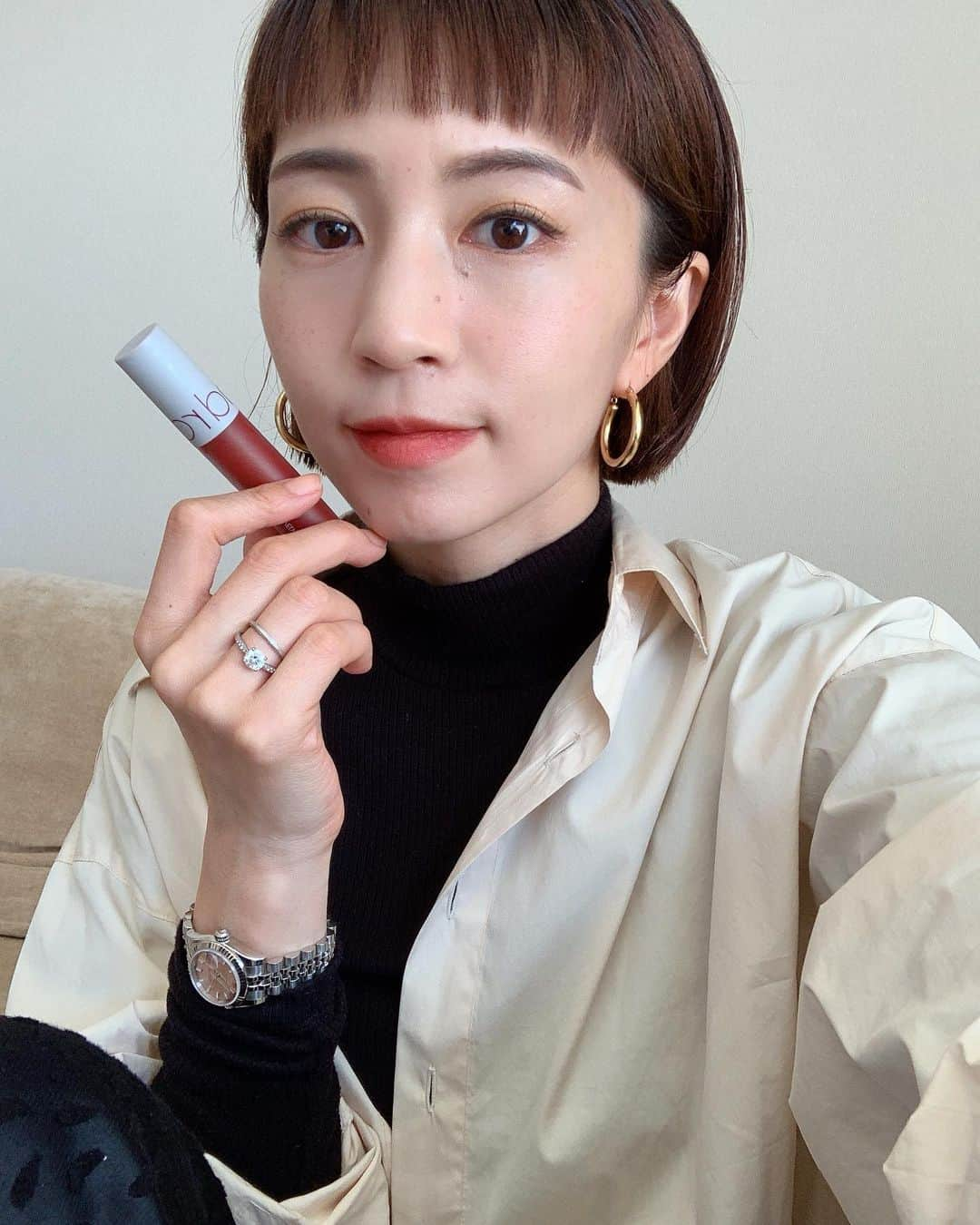 安田美沙子さんのインスタグラム写真 - (安田美沙子Instagram)「韓国コスメ✨ このリップ、ちょんちょんちょんって付けて指でぽんぽんぽんてやると、いい感じのマット感❤️ . . . そして。。花粉症で目が痒いのだ。しょぼしょぼする😭🌸 これはもう、毎日掃除機をかけるしかない！！ . . . #spring #花粉症　#lip #韓国コスメ #おやすみ　#お弁当の準備しよう」2月24日 22時29分 - yasuda_misako