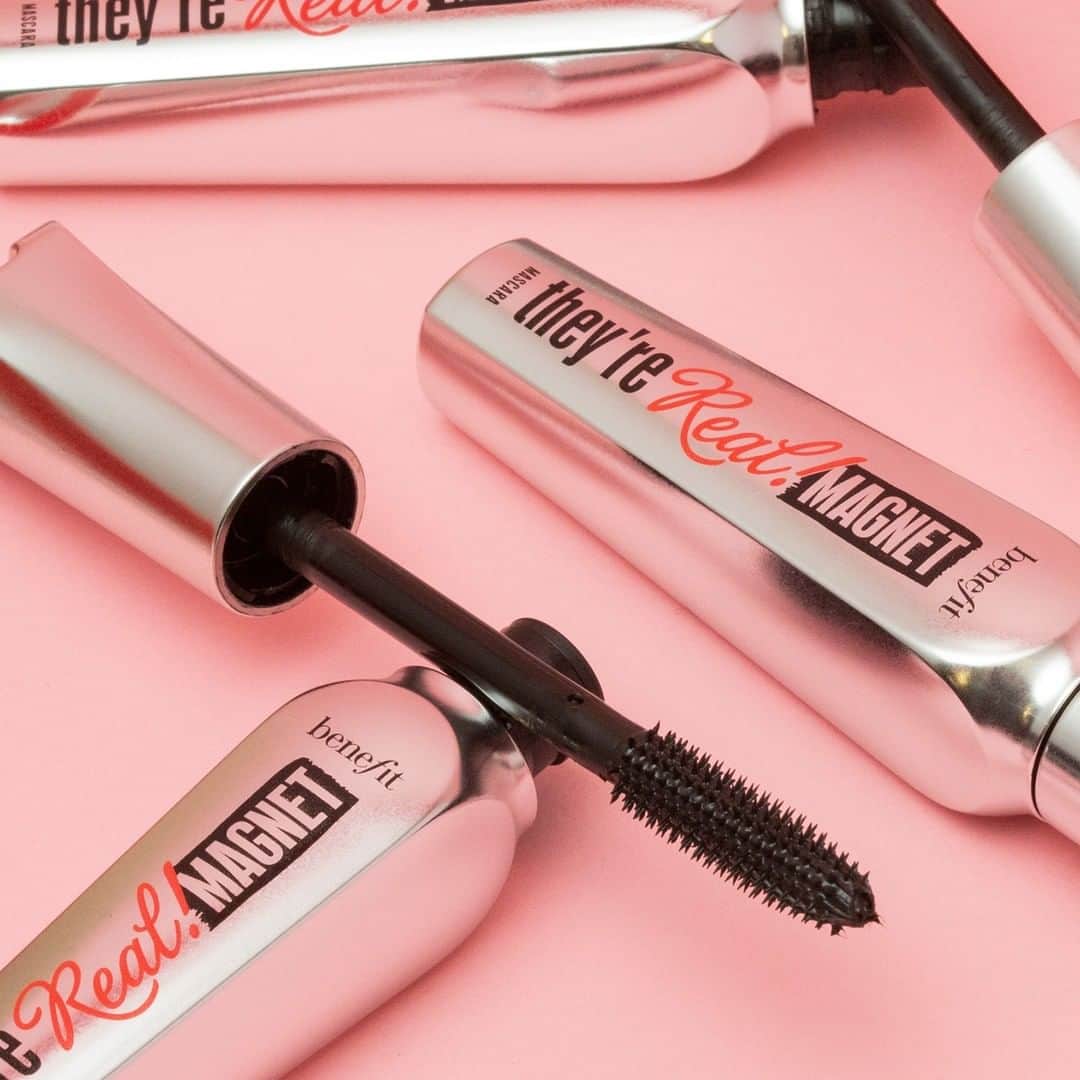 Benefit Cosmetics UKさんのインスタグラム写真 - (Benefit Cosmetics UKInstagram)「For unreal lashes with REAL magnets, it has to be They're Real! Magnet mascara 👀🧲 #theyrerealmagnet」2月24日 22時33分 - benefitcosmeticsuk
