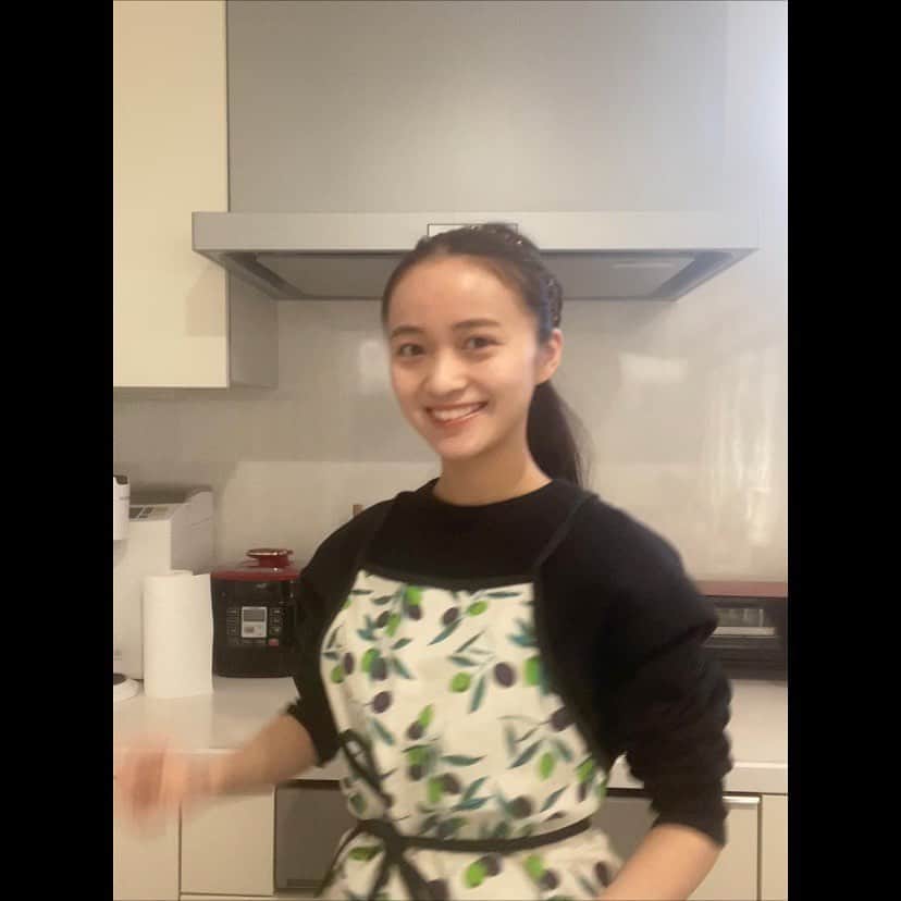 櫻愛里紗のインスタグラム：「ブレッブレだけど、、、  春休みの間は、おうち時間を使って料理にチャレンジしてます🍳‪🥺💞  意外とできちゃうもんですな、  いつか美味しそうな料理を載せられるように頑張ります！  #櫻愛里紗 #おうち時間」