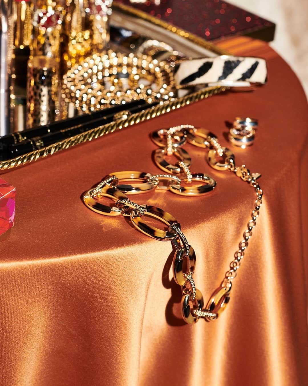 Bloomingdale'sのインスタグラム：「Pretty little details ✨」