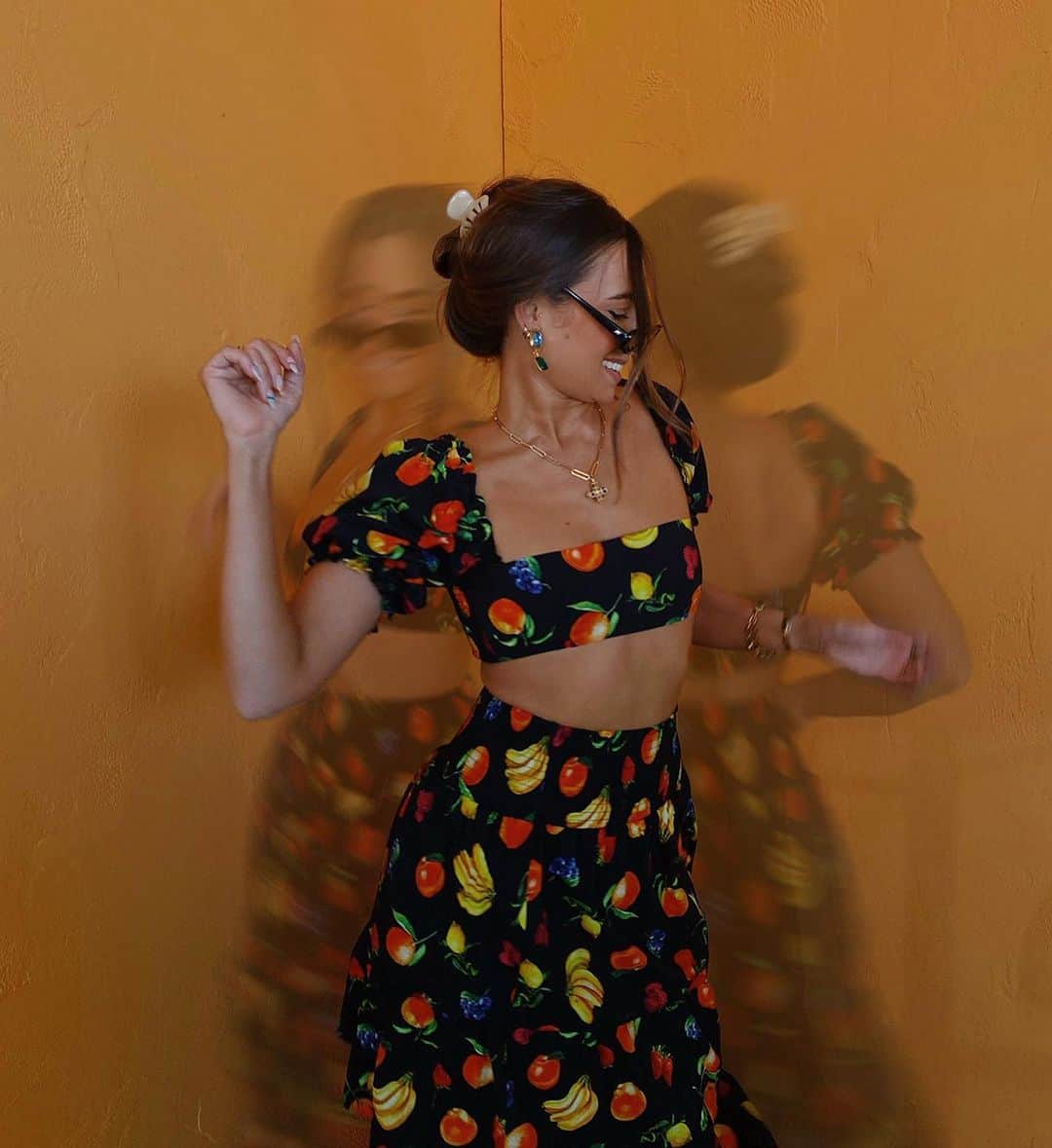 We Wore Whatさんのインスタグラム写真 - (We Wore WhatInstagram)「OVERWHELMED with so many emotions for the new @shopweworewhat Cabana Collection launch! We hit our sales goals already and are going to be able to donate over ONE MILLION MILES to @miles4migrants (which will reunite so many families)!!! 🥺🌴☀️❤️🥺😩☺️ As a thank you were going to host a major giveaway on my Tiktok launching later today so follow along so you don’t miss it!!!! THANK YOU THANK YOU THANK YOU FOR YOUR CONTINUED SUPPORT!」2月25日 0時26分 - weworewhat