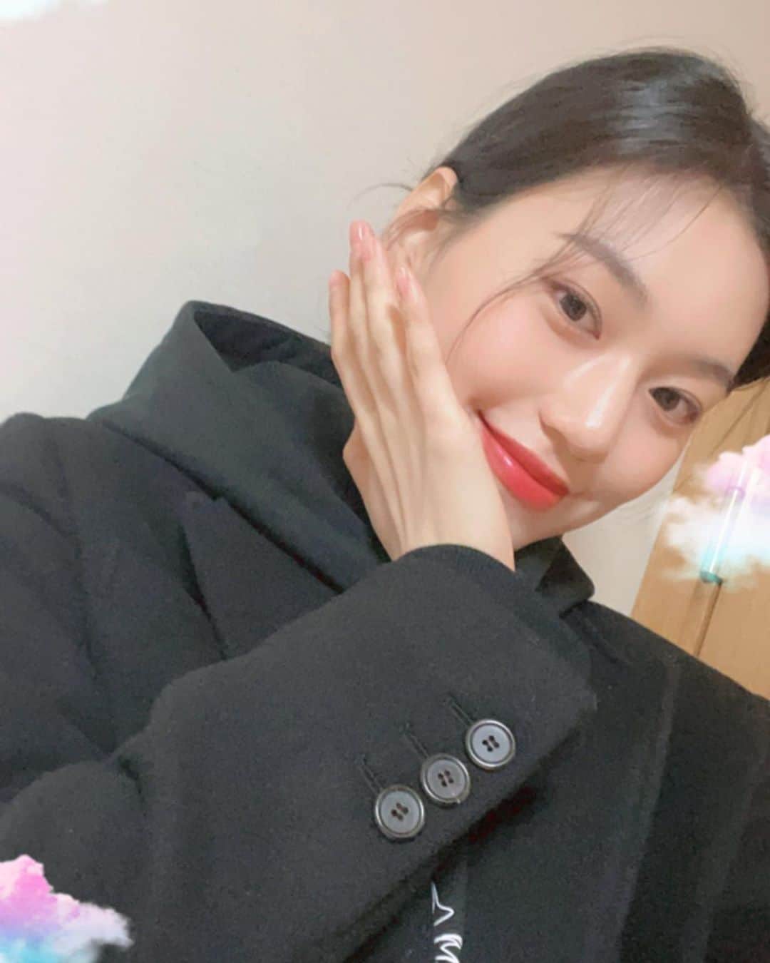 キム・ドヨンのインスタグラム：「잘자여 키링🤍」