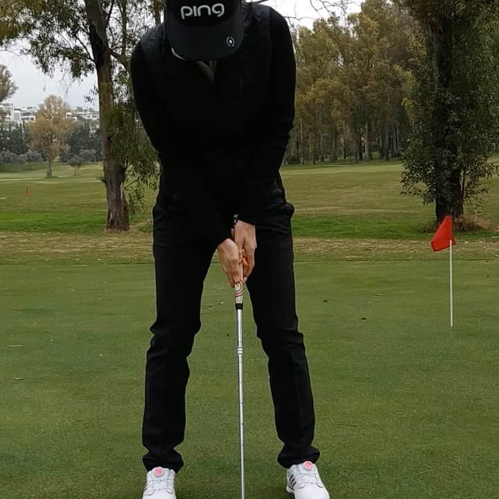 ベアトリス・レカリのインスタグラム：「Unfortunately I won’t be able to start the season at this week’s @gainbridgelpga in my dear home of @lakenonagcc due to a lingering fracture. I have been told by the doctors that I can putt but can’t put any load or friction for now. Hopefully I can get back to competition soon. Thank you so much for your support always 🙏❤️」