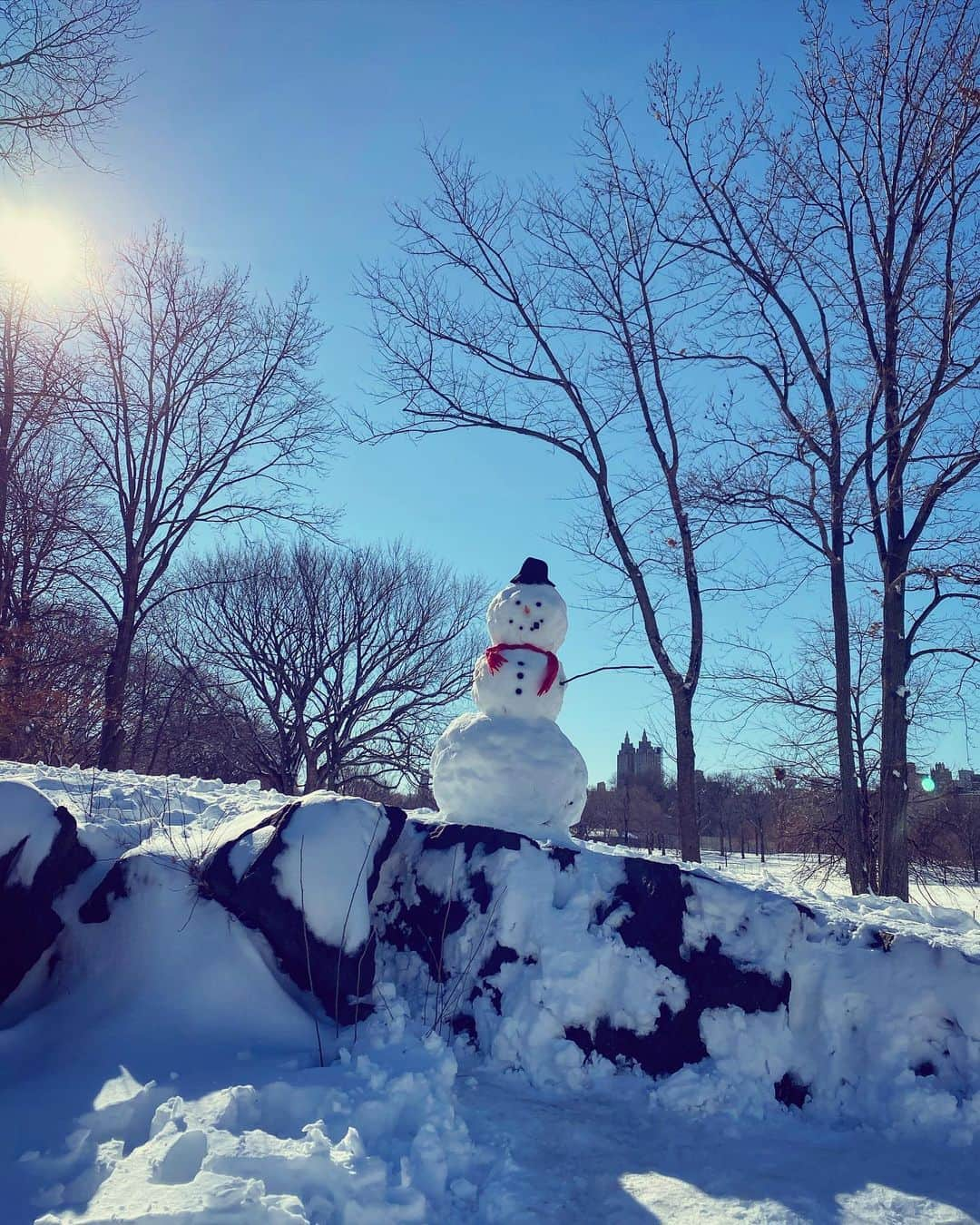 デレク・ブラスバーグさんのインスタグラム写真 - (デレク・ブラスバーグInstagram)「Great, now that song from “Frozen” is gonna be stuck in my head for the rest of the day ⛄️」2月25日 2時10分 - derekblasberg