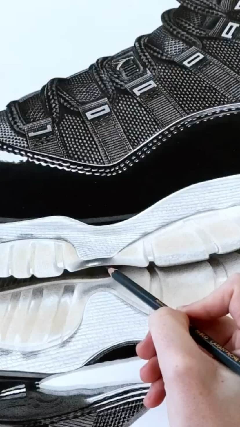 Foot Lockerのインスタグラム：「Thought this was real 🤯#becausesneakers  🎥: @stephfmorris」